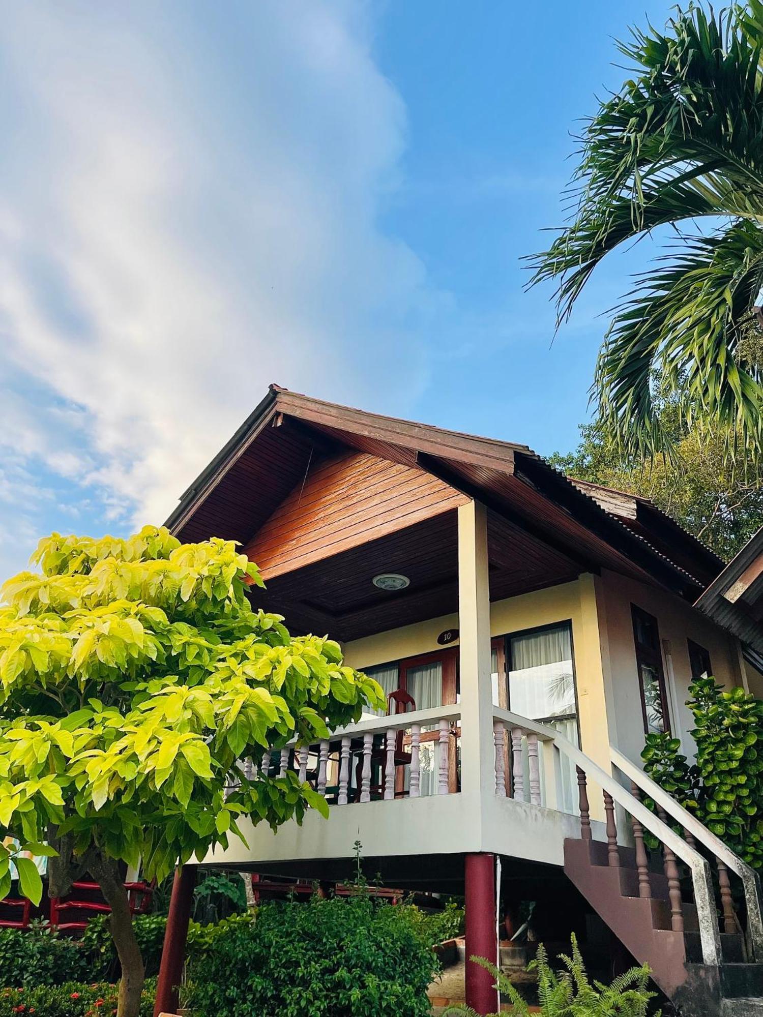 Tanouy Garden Villa Baan Khai Eksteriør bilde